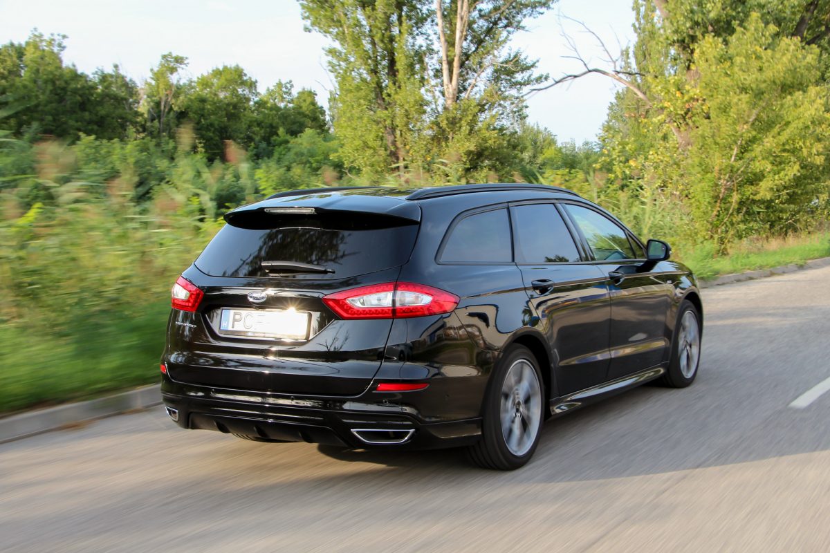 FORD MONDEO