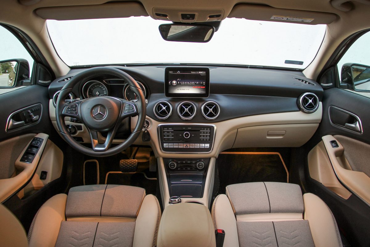 MERCEDES-BENZ GLA-OSZTÁLY