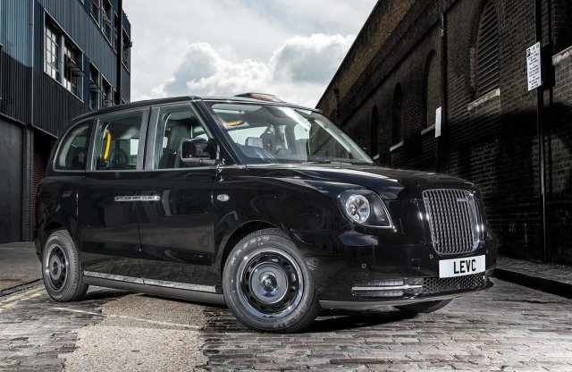 Volvóból legózták össze az új London Taxit