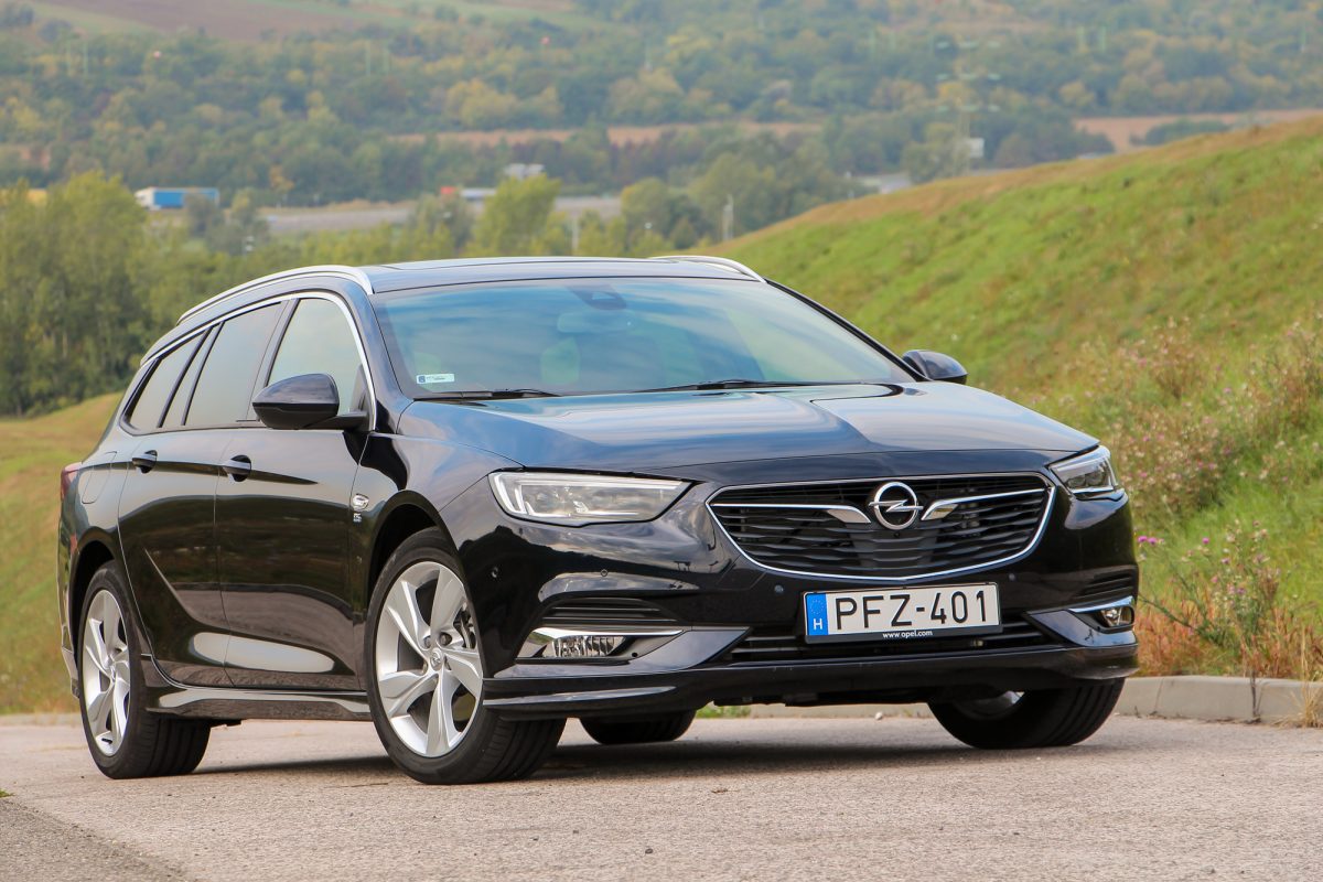 OPEL INSIGNIA