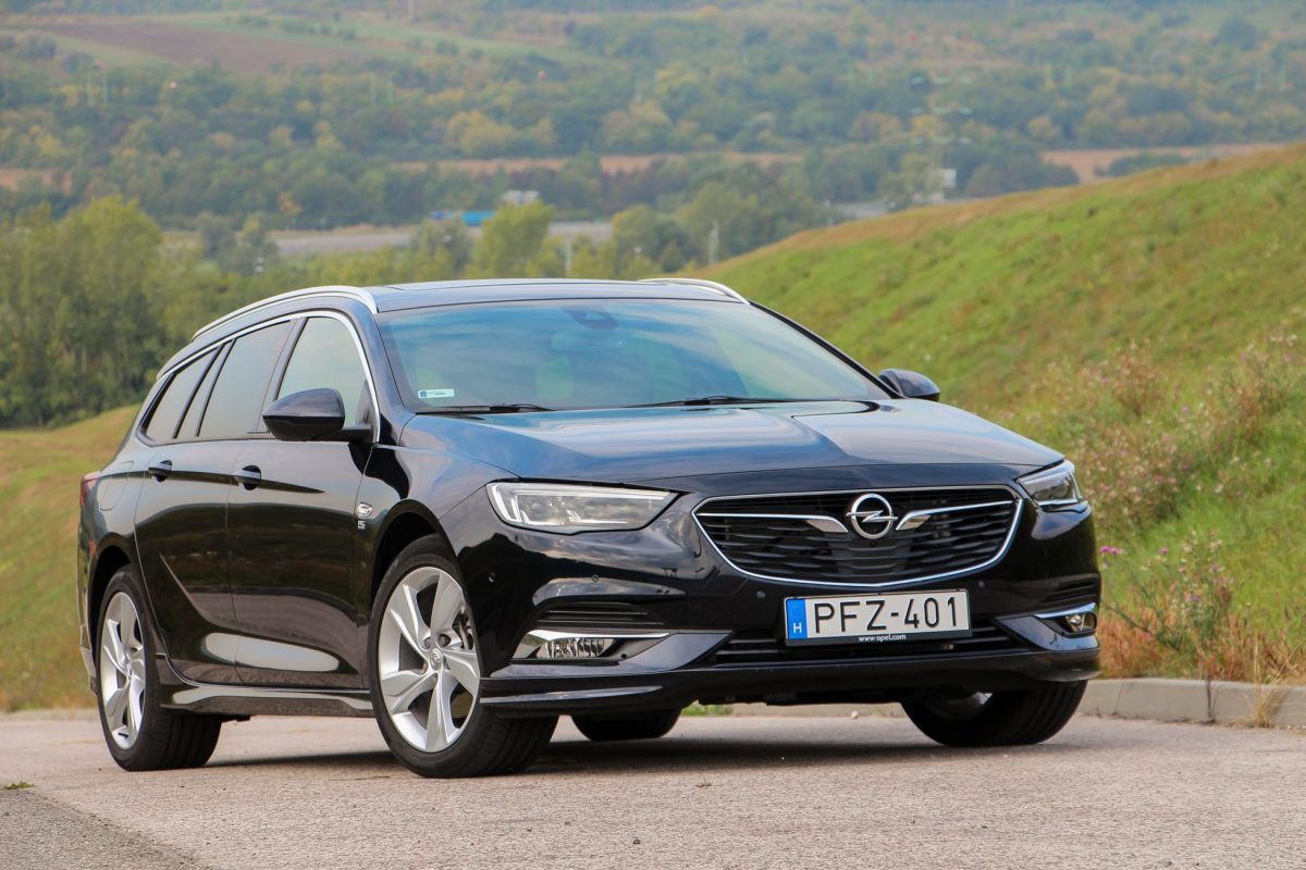 OPEL INSIGNIA