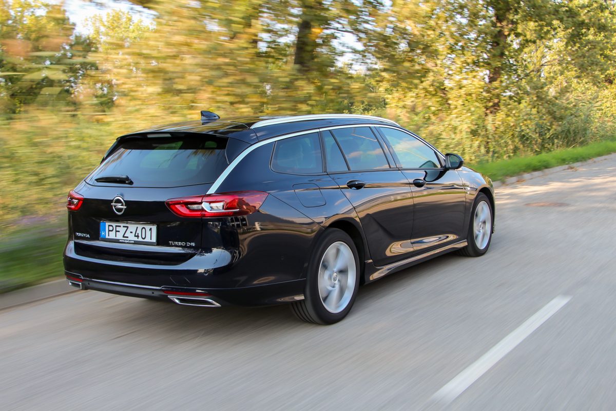 OPEL INSIGNIA