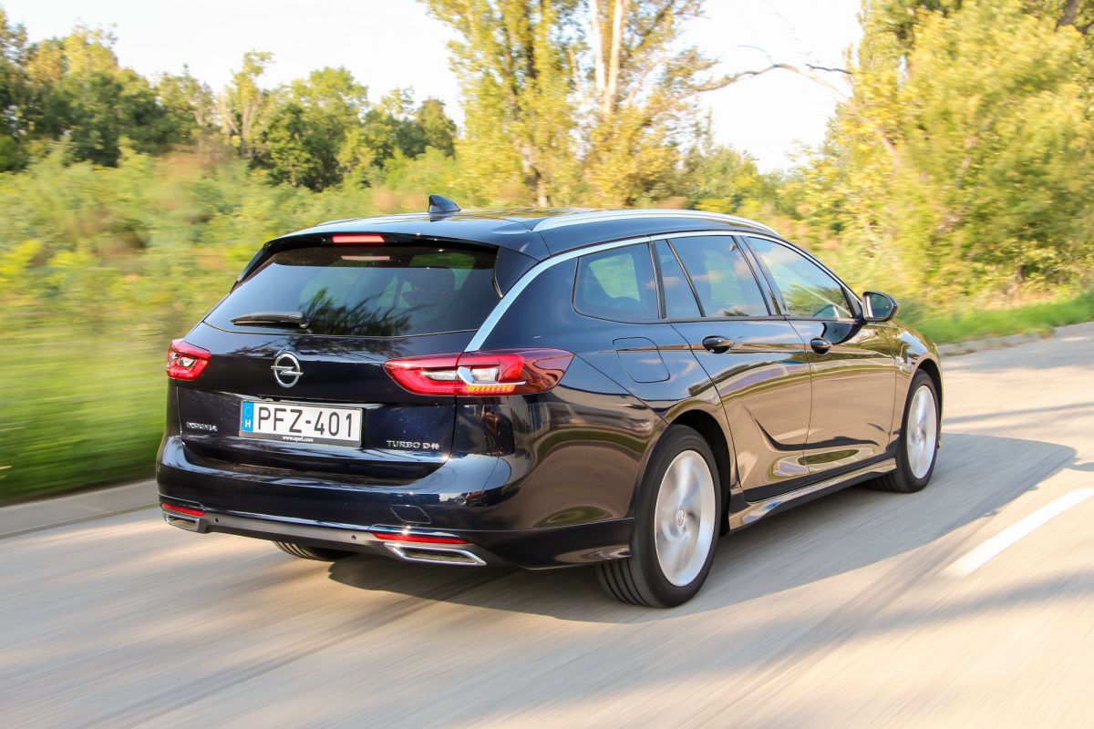 OPEL INSIGNIA