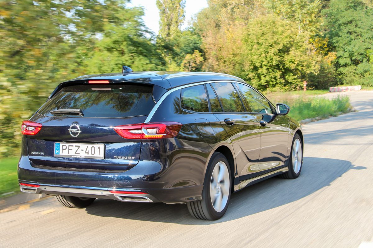OPEL INSIGNIA
