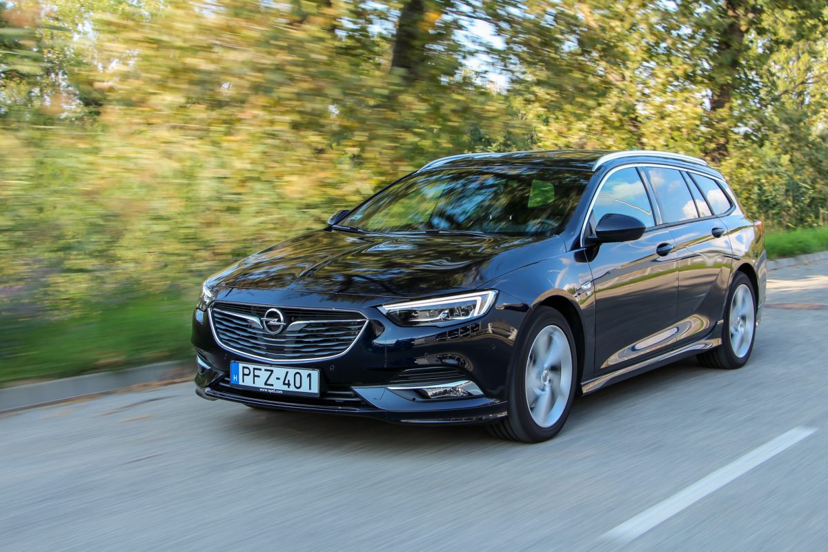 OPEL INSIGNIA