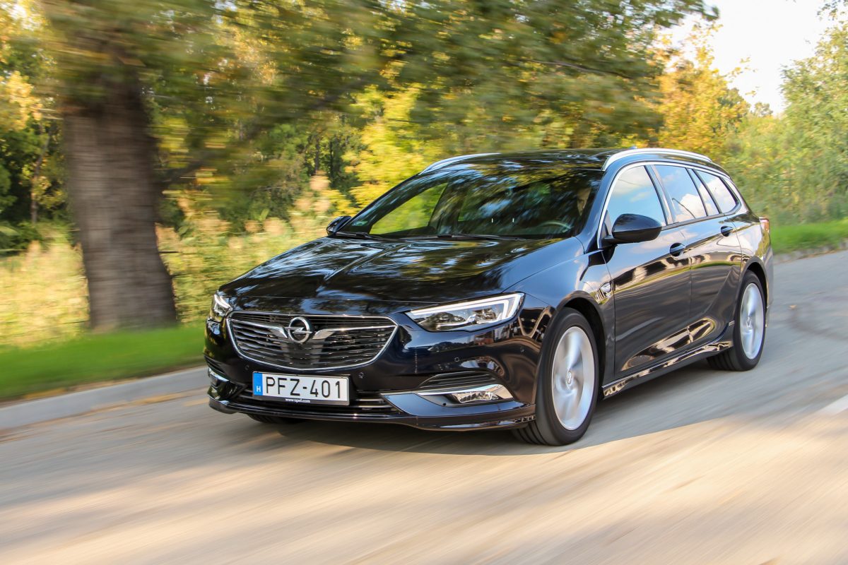 OPEL INSIGNIA
