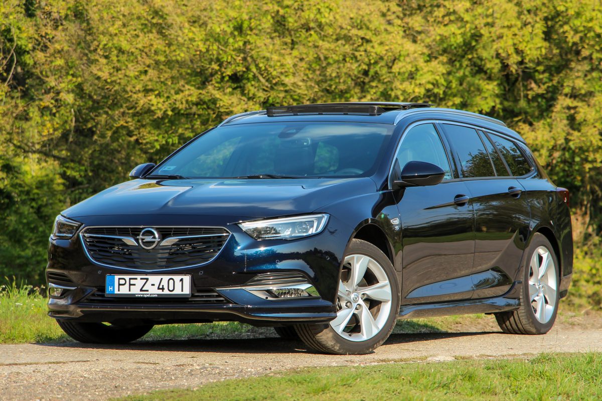 OPEL INSIGNIA