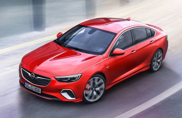 Hoppá: érkezik az Opel Insignia GSi!