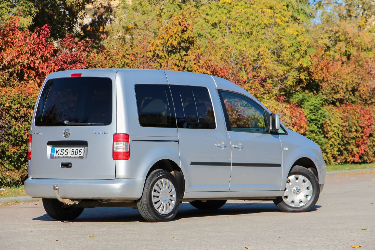 VOLKSWAGEN CADDY