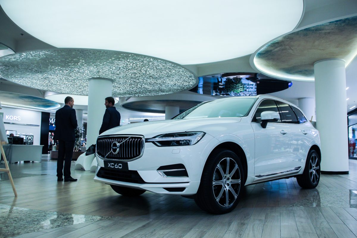 VOLVO