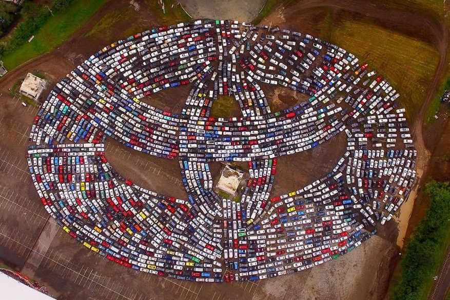 TOYOTA