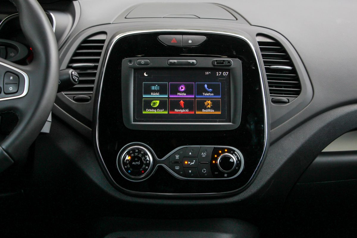 RENAULT CAPTUR
