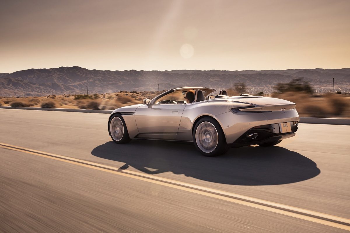 ASTON MARTIN VOLANTE