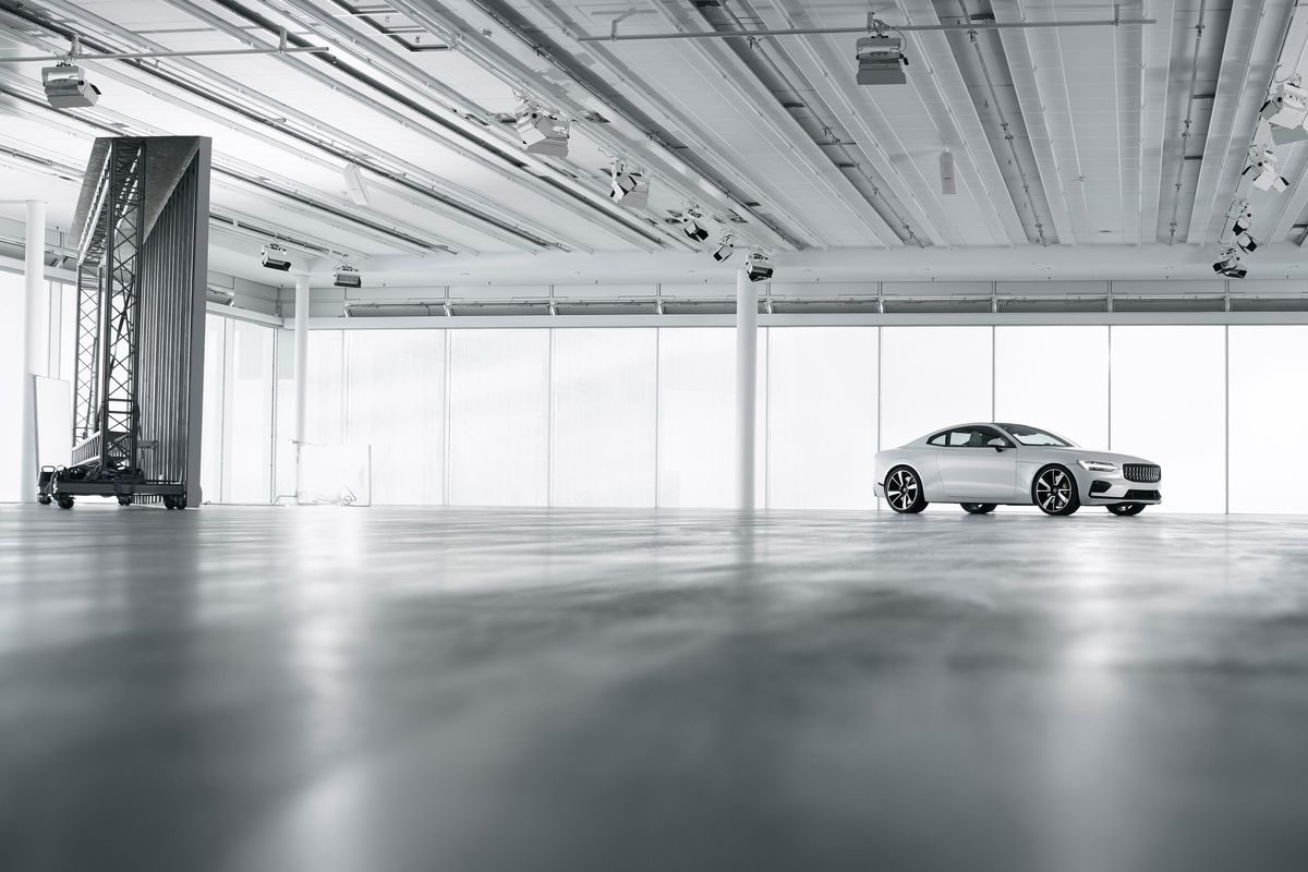 VOLVO