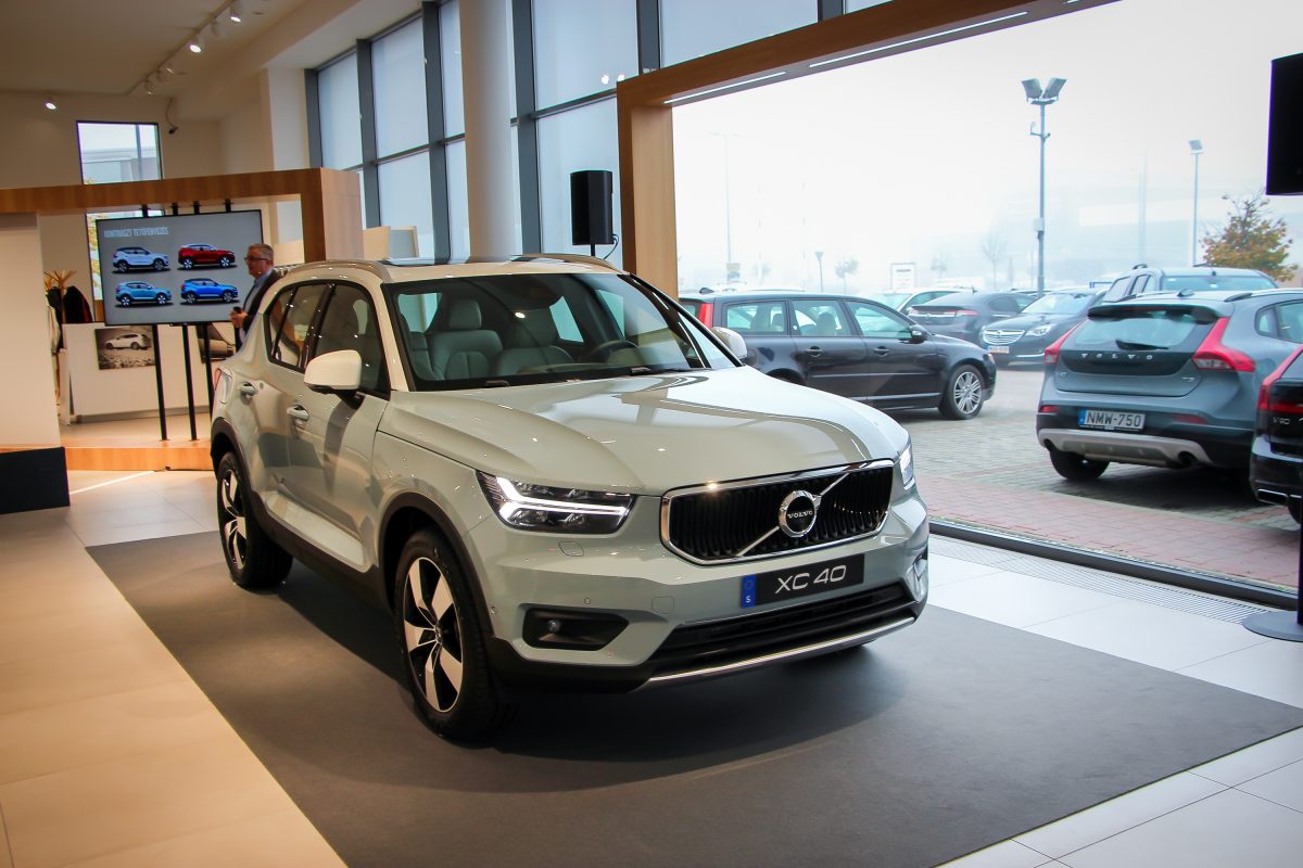 VOLVO