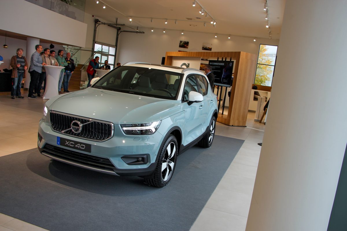 VOLVO