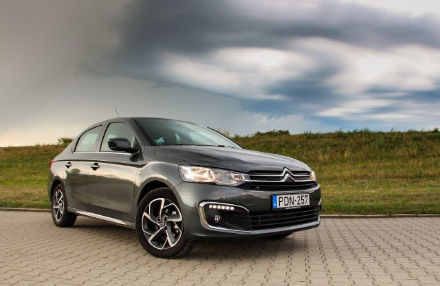 "Rossz helyen van a kocsi" - Citroën C-Elysée