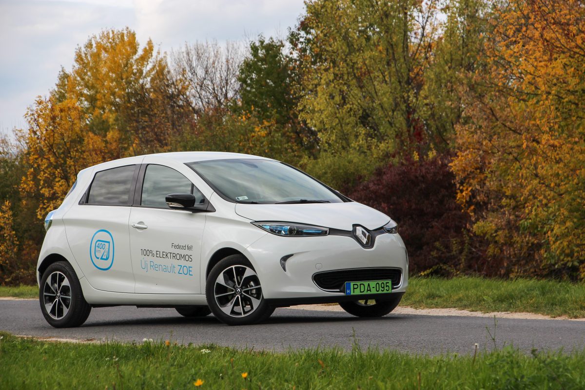 RENAULT ZOE