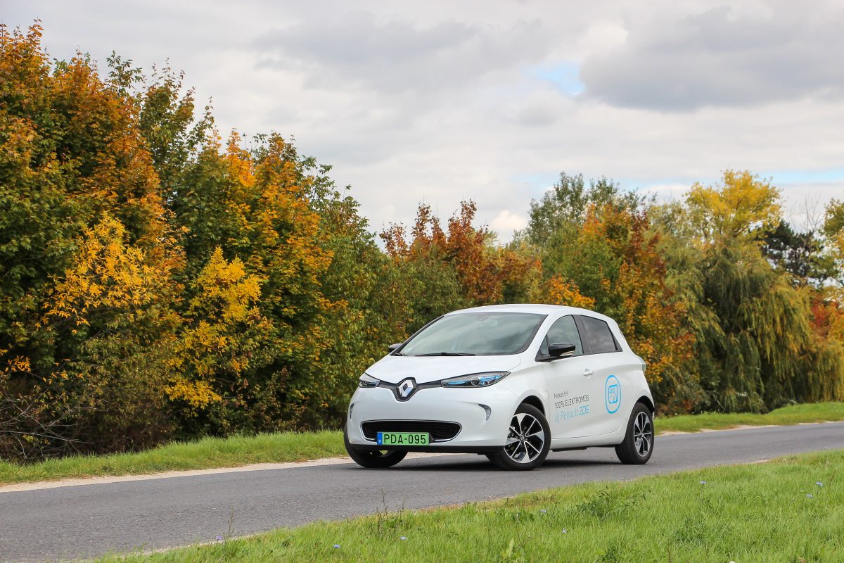 RENAULT ZOE