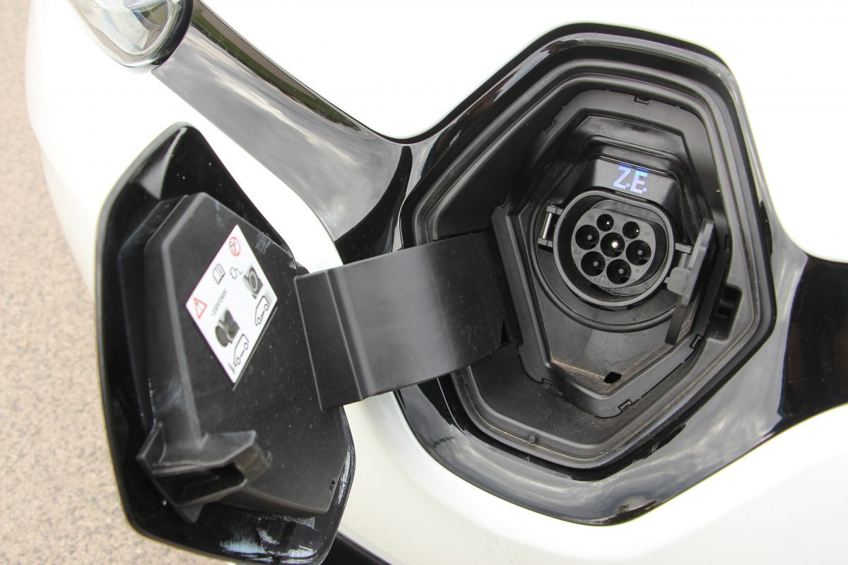 RENAULT ZOE