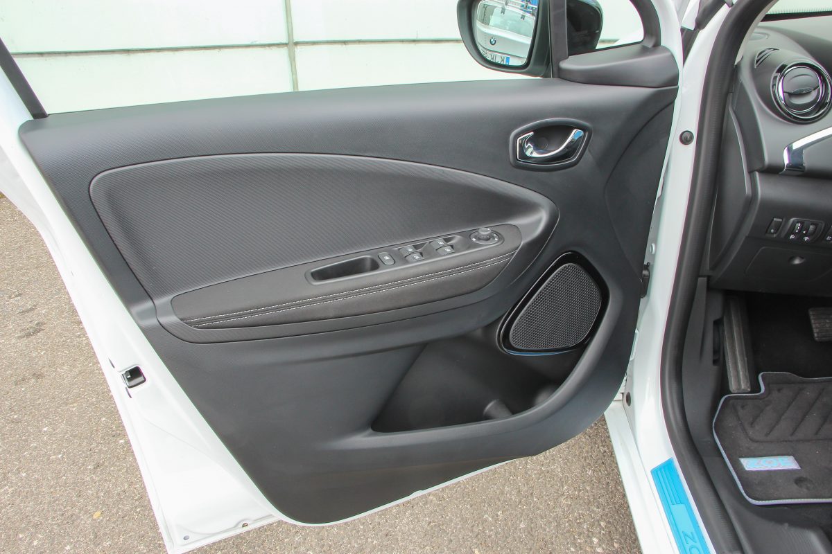RENAULT ZOE