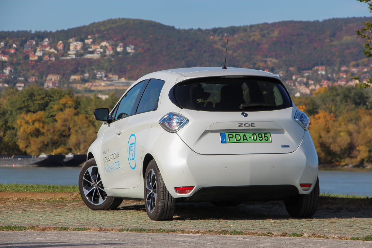 RENAULT ZOE
