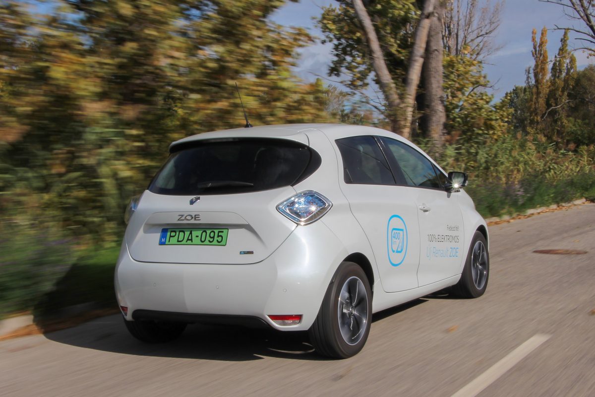 RENAULT ZOE