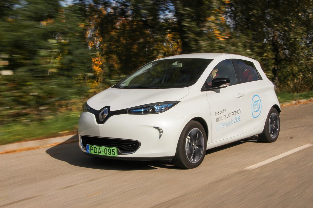 RENAULT ZOE