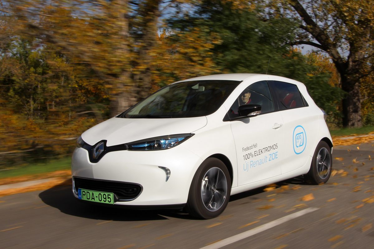RENAULT ZOE