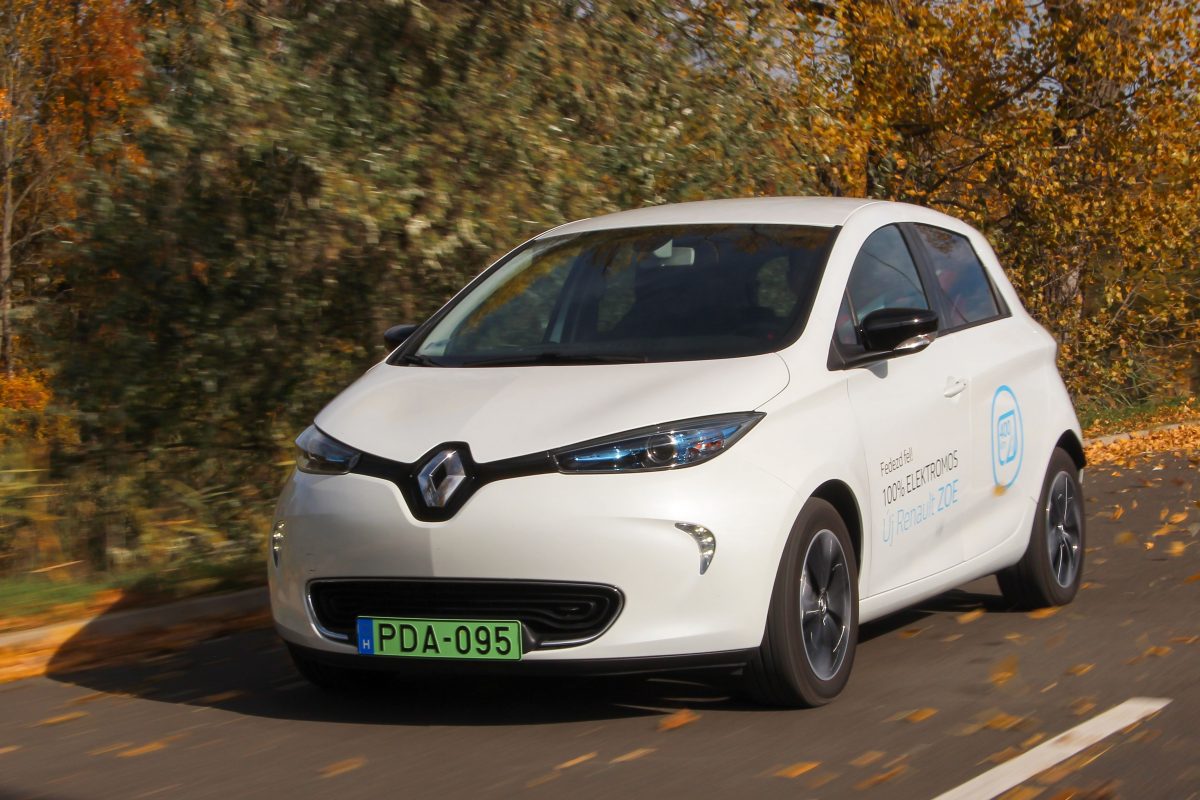 RENAULT ZOE