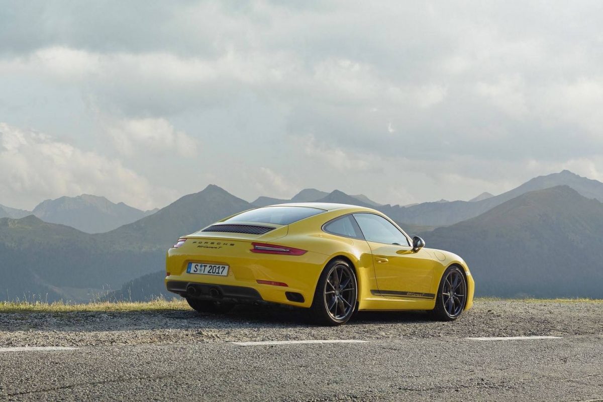 PORSCHE 911