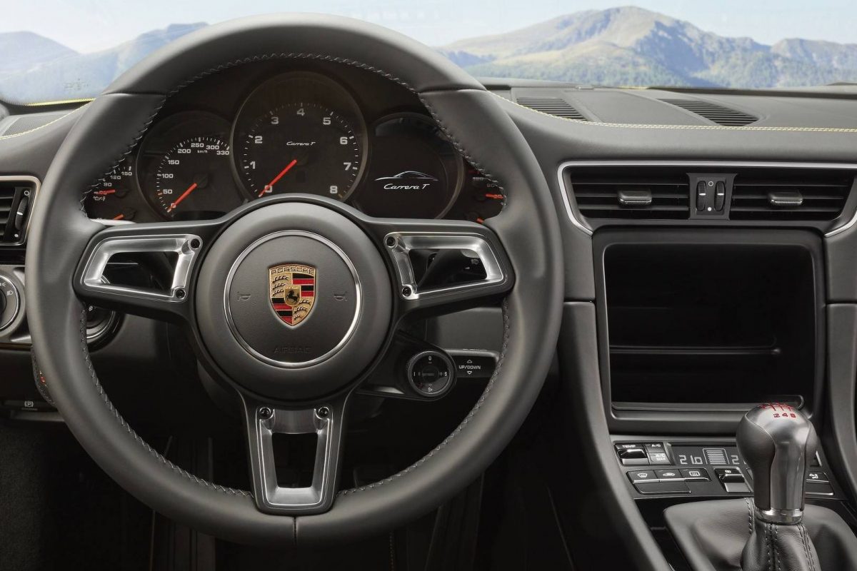 PORSCHE 911
