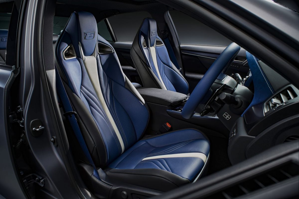 LEXUS RC-F