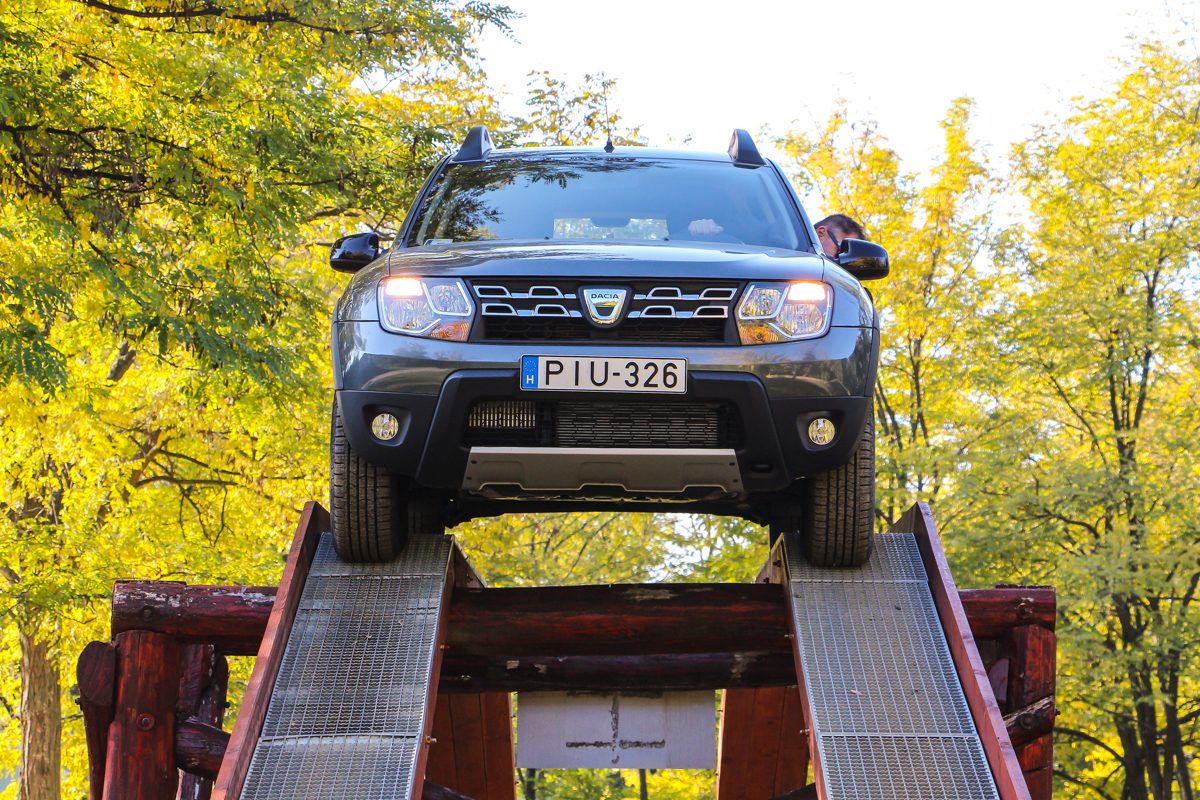 DACIA DUSTER