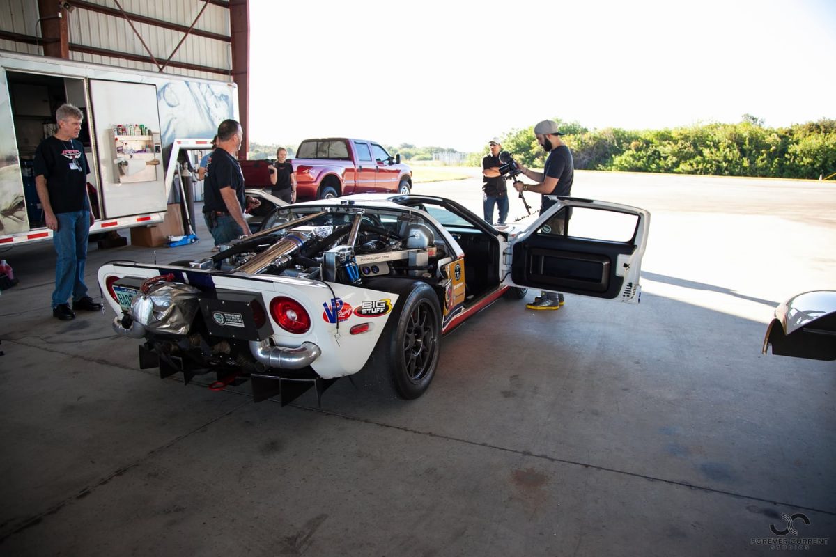 FORD GT