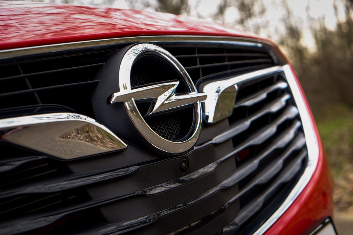 OPEL INSIGNIA