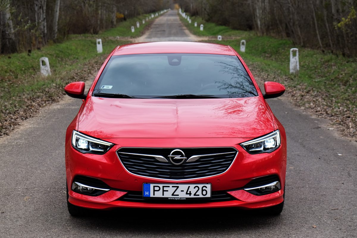 OPEL INSIGNIA