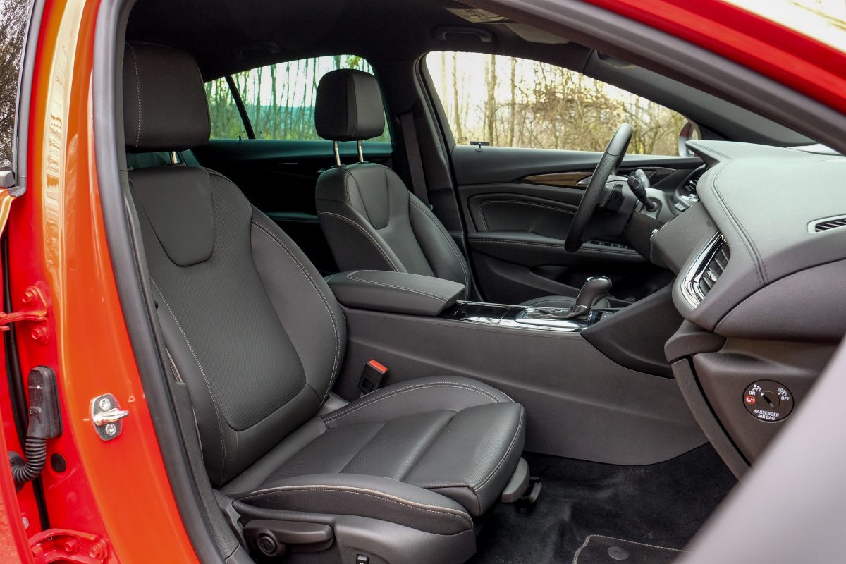 OPEL INSIGNIA