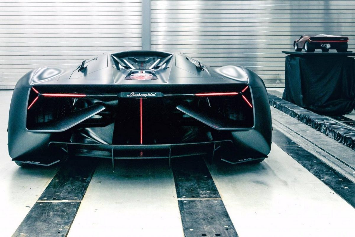 LAMBORGHINI