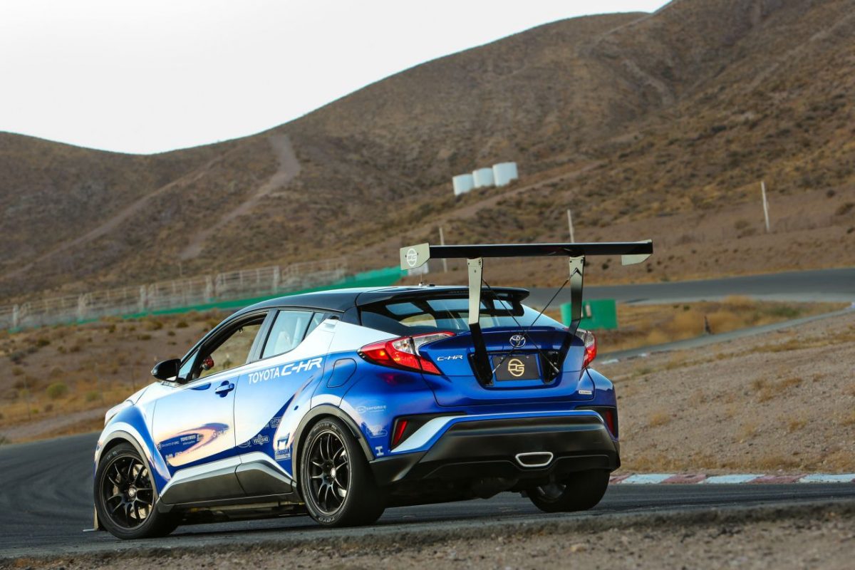 TOYOTA C-HR