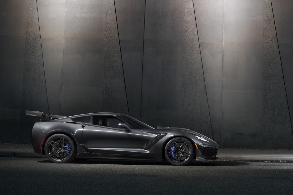 CHEVROLET CORVETTE