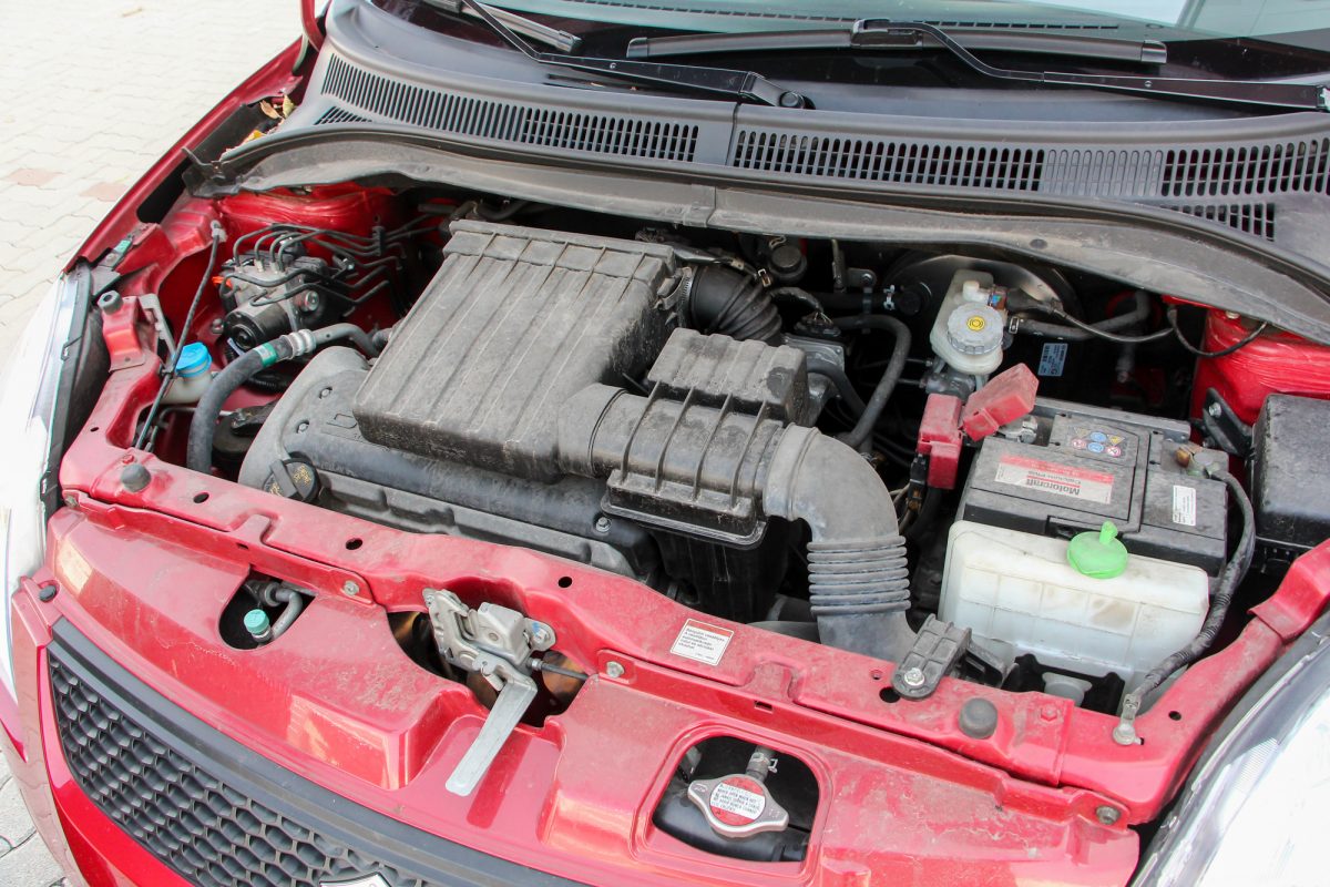 SUZUKI SWIFT
