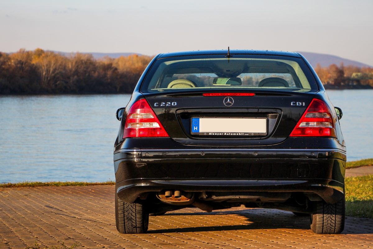MERCEDES-BENZ C-OSZTÁLY