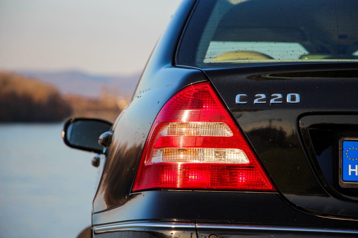 MERCEDES-BENZ C-OSZTÁLY