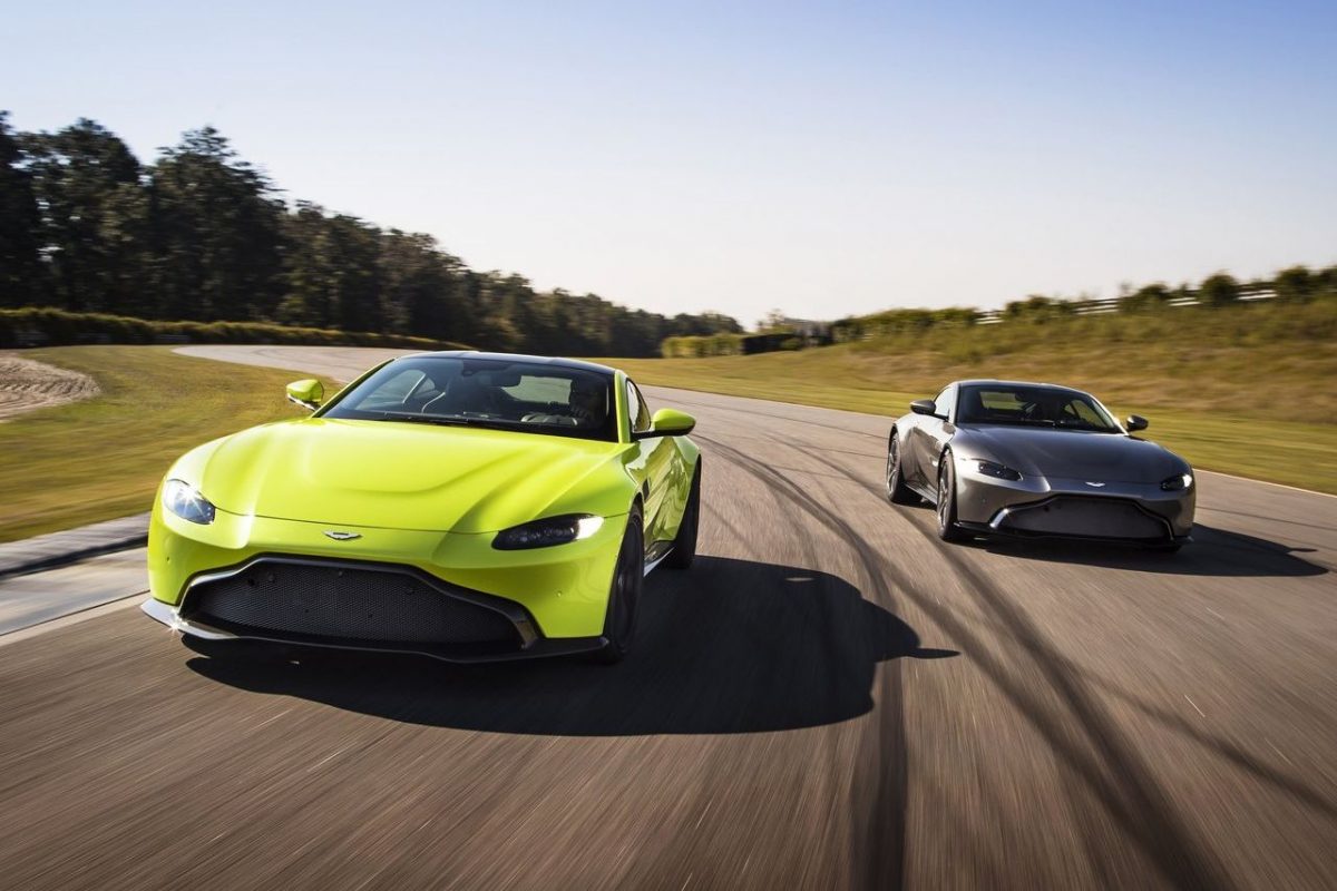 ASTON MARTIN VANTAGE