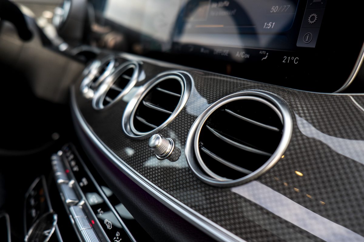 MERCEDES-BENZ E-OSZTÁLY