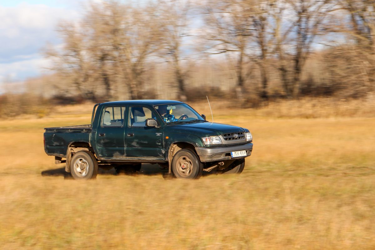 TOYOTA HI LUX