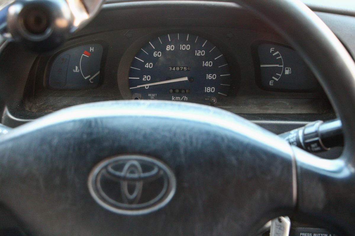 TOYOTA HI LUX