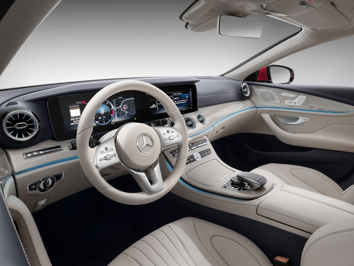 MERCEDES-BENZ