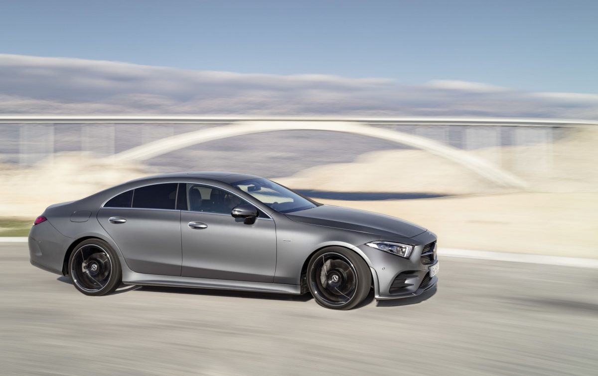 MERCEDES-BENZ